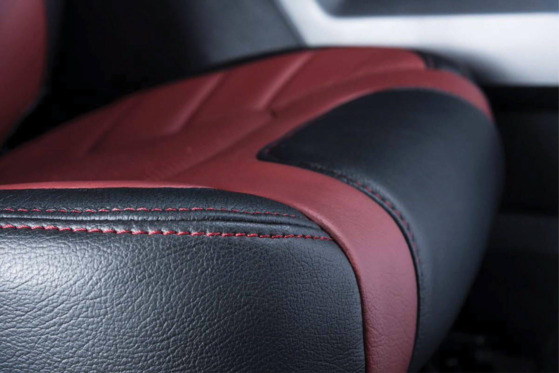 Black And Red Katzkin Leather Seat - Katzkin